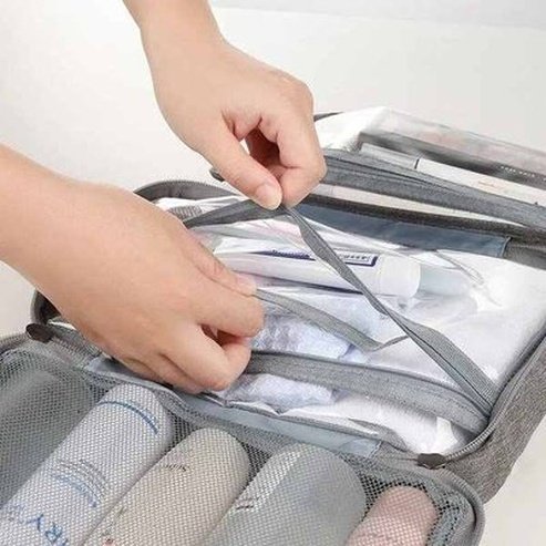 Dry and Wet Separation Toiletry Bag