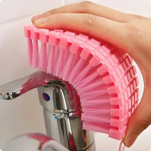 Flexible Scrubbing Brush with Hook