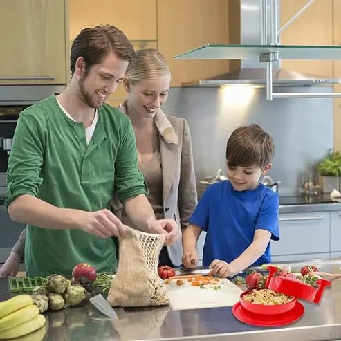 Kitchen tool for shredding meat and vegetables easily and quickly