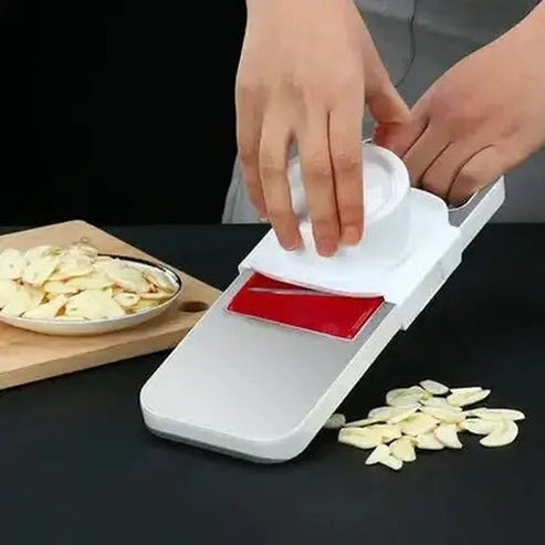 Multifunctional Vegetable Cutter With Steel Blade