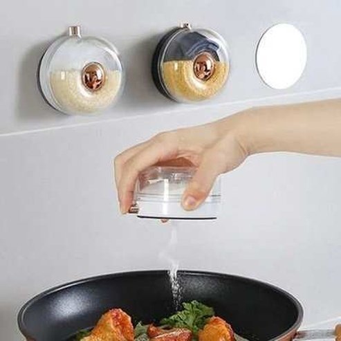 Refrigerator Magnetic Suction Seasoning Tank