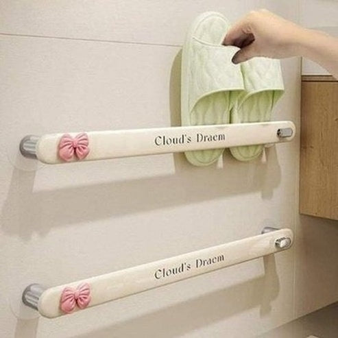 Wall-Mounted Hanging Bathroom Slipper Rack