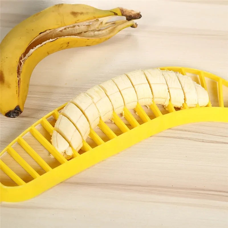 Banana Slicer Kitchen Gadgets Fruit & Vegetable Cutter for Salads