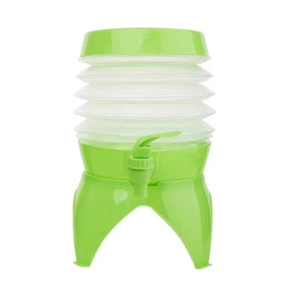 Space-Saving Hydration: 5.5L Collapsible Water Container