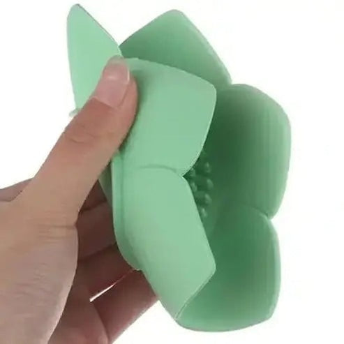 Lotus Shaped Silicone Soap Dish with Drainage Feature